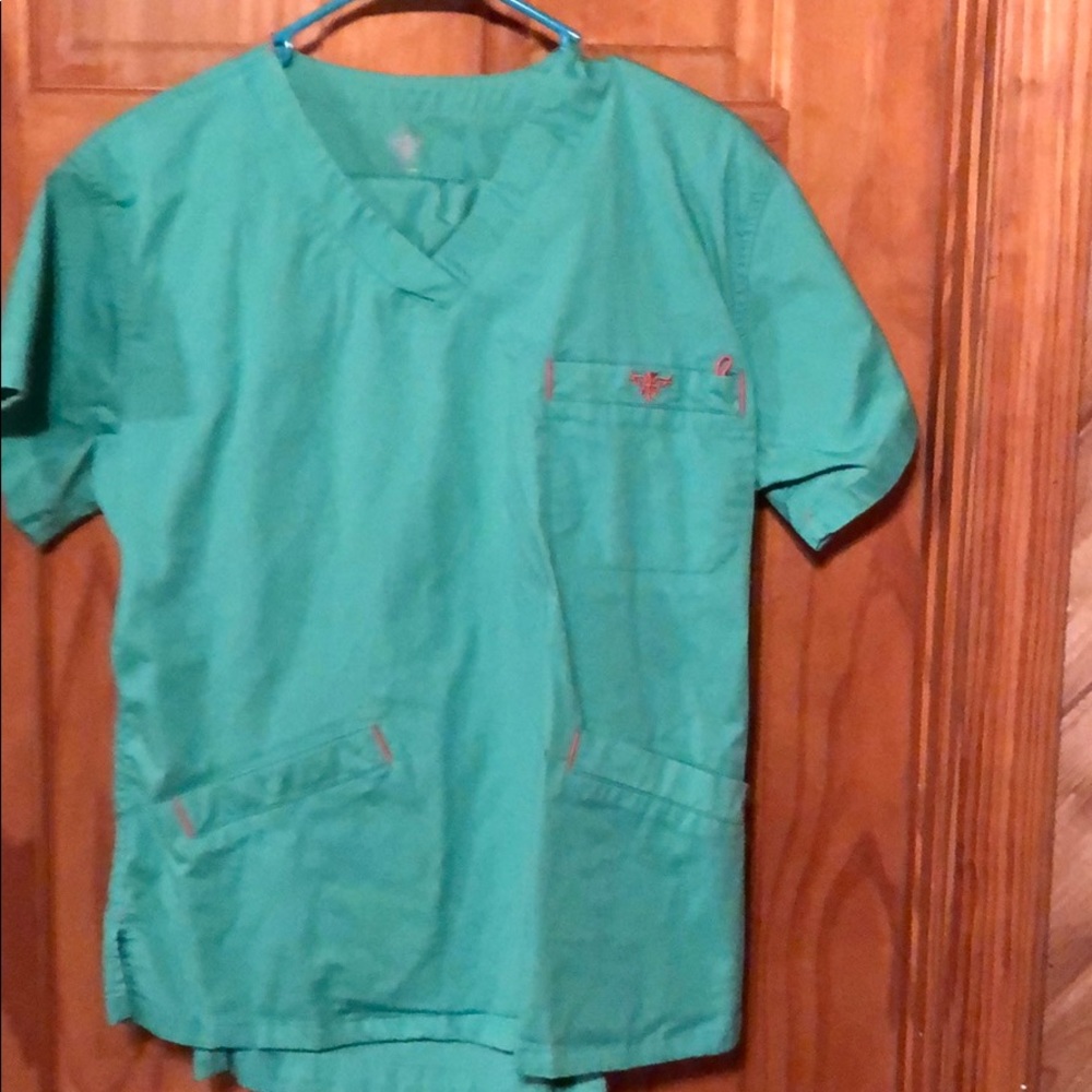 Med couture 2 piece scrub set